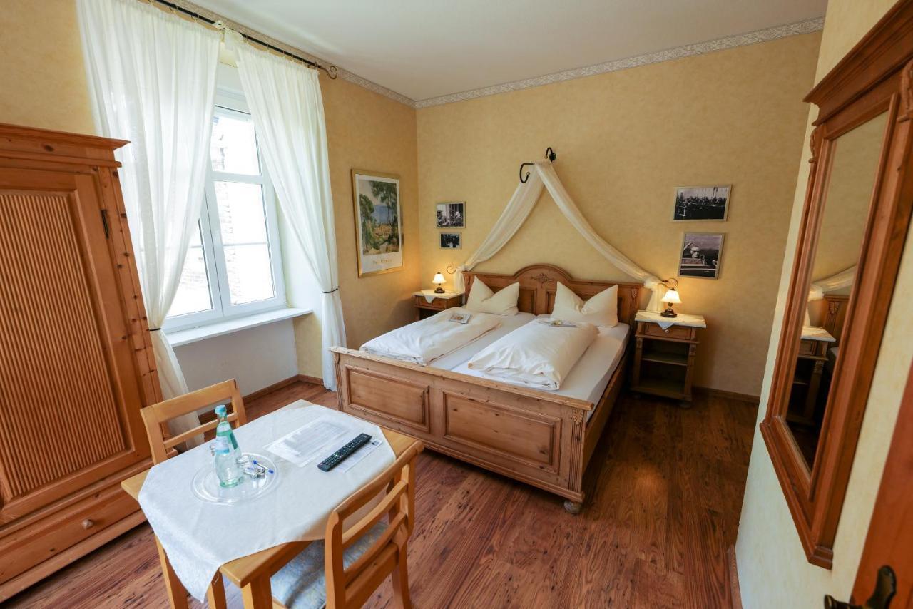 Hotel Alte Buergermeisterei Едигер-Елер Екстериор снимка