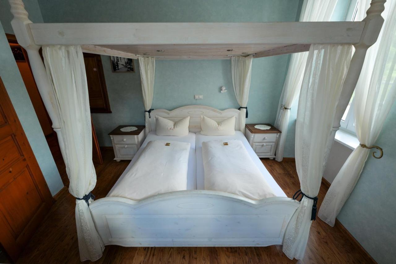 Hotel Alte Buergermeisterei Едигер-Елер Екстериор снимка